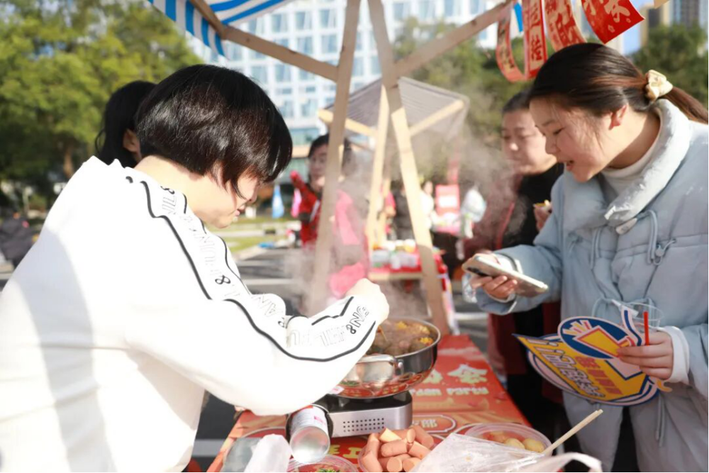 0eb34825-e9f3-4d65-8ee8-3753e9944aa2