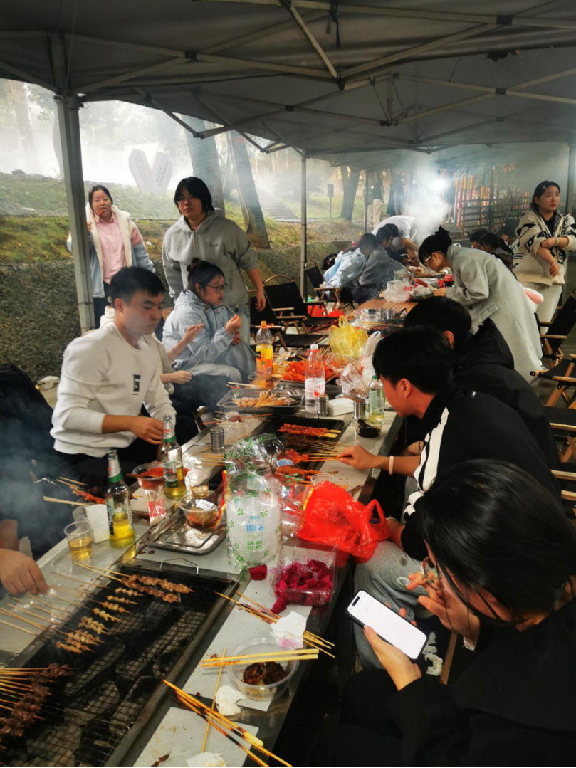 6df2f460-6a0c-4287-aff7-716181dde1a8