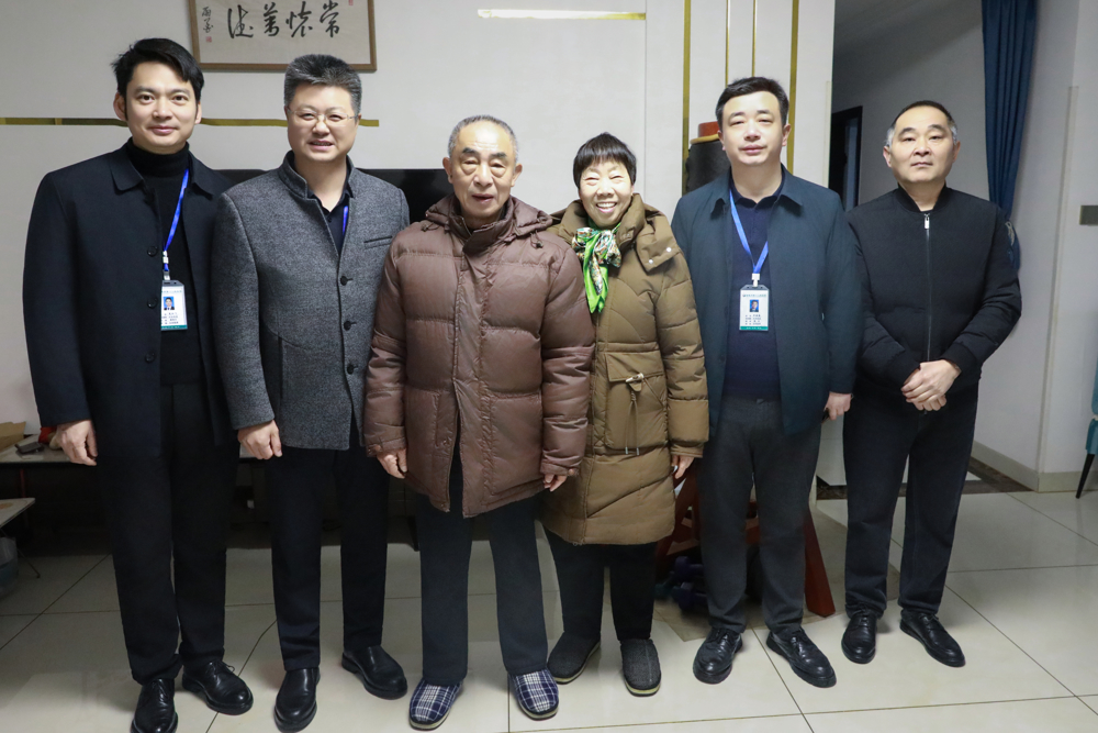 72d79e21d04ed31cff20d781a579c7ea