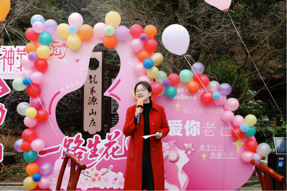 0d7a9049-c6a1-4314-b1a8-fd01bd5b1151