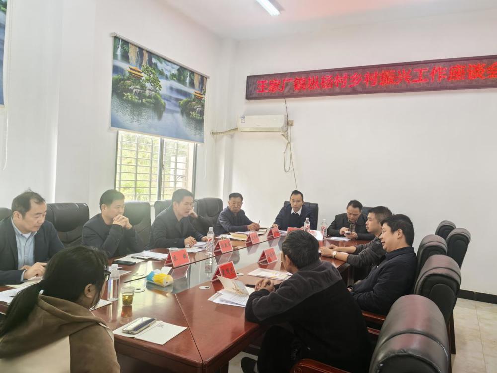 70f203b8f380ae435d2ff1c85bd5c97a